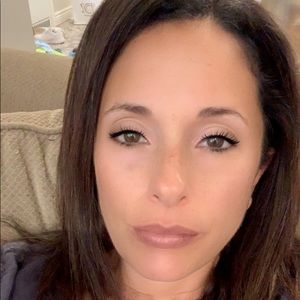 Meet your Posher, Suzanne